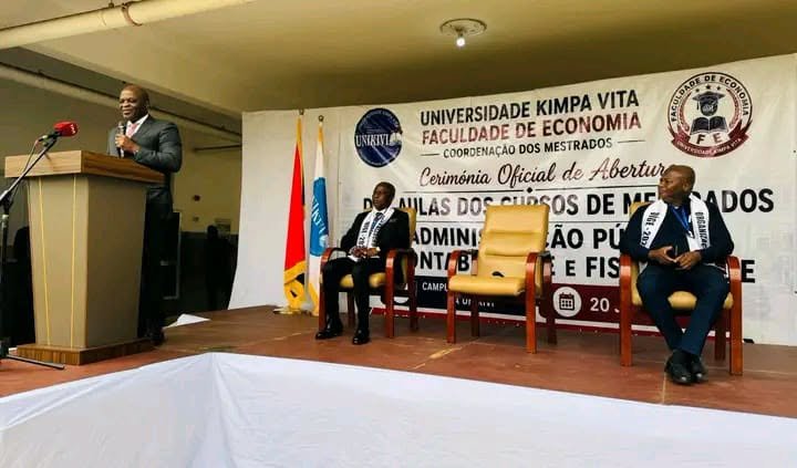 Abertura dos cursos de mestrado — registo fotográfico 1